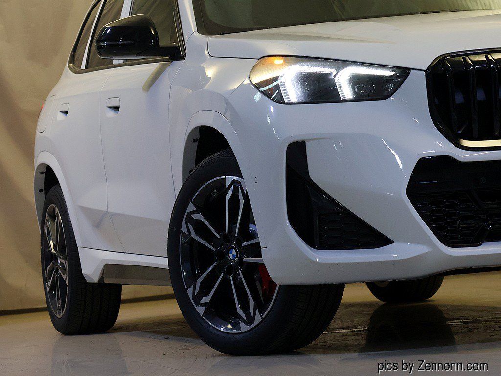 New 2027 BMW X1 xDrive28i AWD/4WD image 4