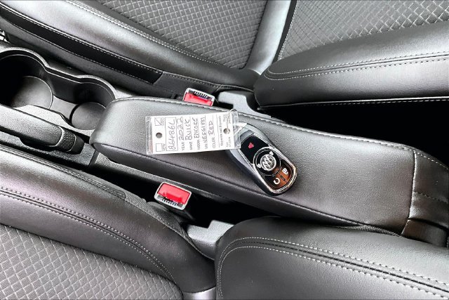 Used 2022 Buick Encore Preferred w/ Safety Package AWD/4WD image 9