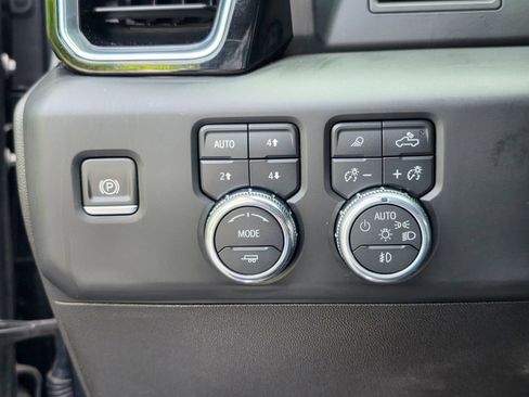 Used 2022 GMC Sierra 1500 Denali image 15