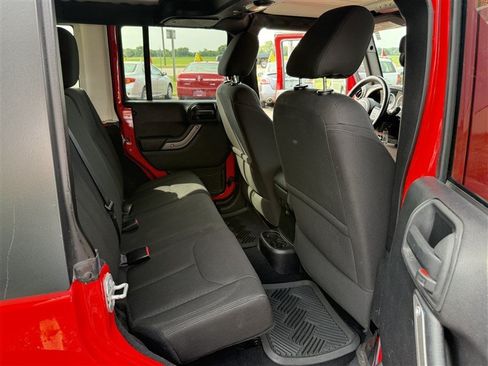 Used 2015 Jeep Wrangler Unlimited Sport w/ Quick Order Package 24S AWD/4WD image 8