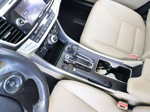 Used 2014 Honda Accord EX-L image 40