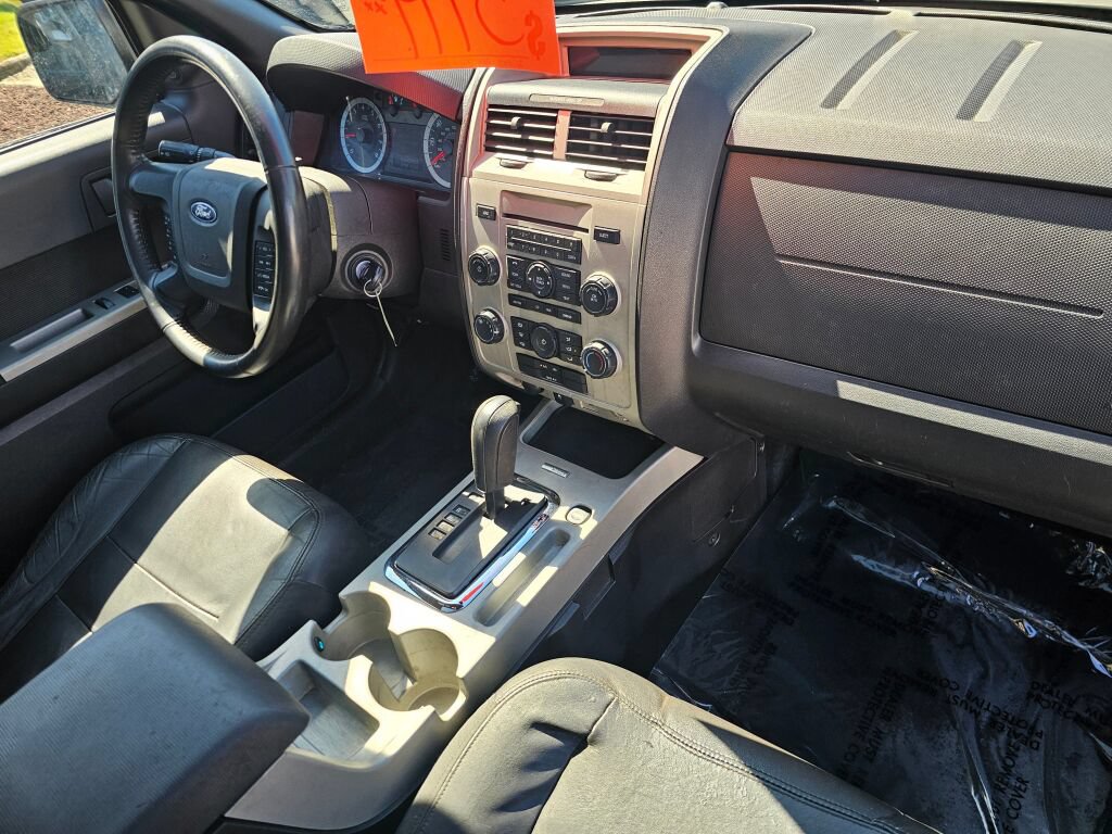 Used 2010 Ford Escape XLT AWD/4WD image 13