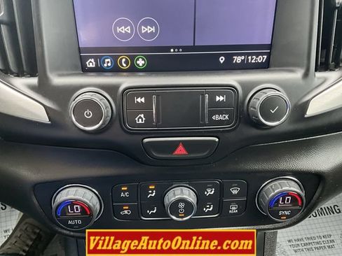 Used 2020 GMC Terrain SLT w/ Preferred Package AWD/4WD image 46