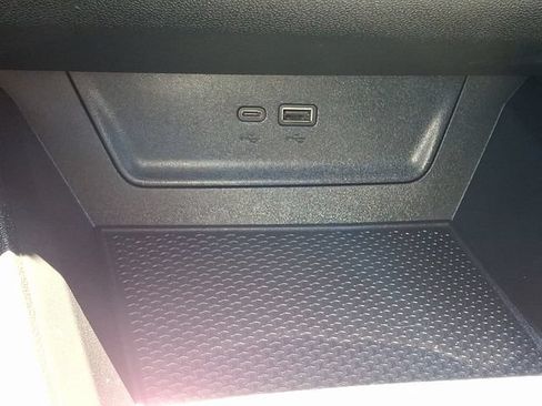 Used 2026 Chevrolet Equinox LT w/ Convenience Package II AWD/4WD image 23