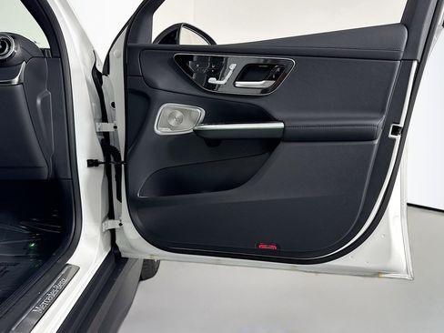 New 2026 Mercedes-Benz GLC 350e 4MATIC image 23