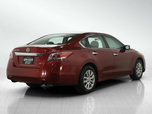 Used 2013 Nissan Altima 2.5 S image 5