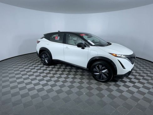Certified 2023 Nissan Ariya AWD image 2