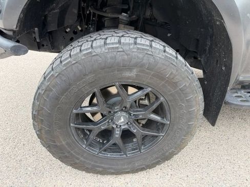 Used 2019 Ford F150 Raptor w/ Equipment Group 802A Luxury AWD/4WD image 19