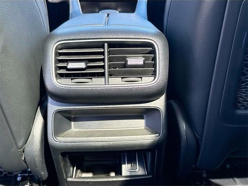 Used 2023 Mercedes-Benz GLE 450 4MATIC image 28