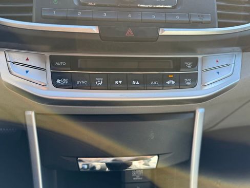 Used 2014 Honda Accord LX image 28