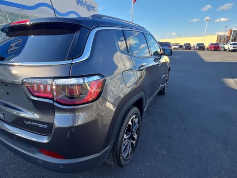 Used 2022 Jeep Compass Limited AWD/4WD image 8