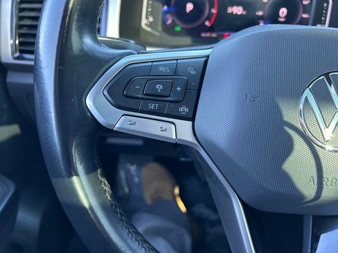 Used 2020 Volkswagen Atlas Cross Sport SEL image 14