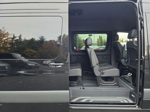 New 2025 Mercedes-Benz Sprinter 2500 image 19