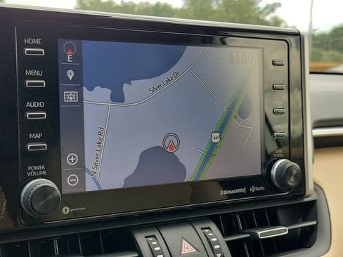 Used 2019 Toyota RAV4 Limited FWD image 28