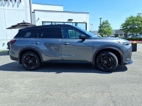 Certified 2026 INFINITI QX60 Sport AWD/4WD image 4