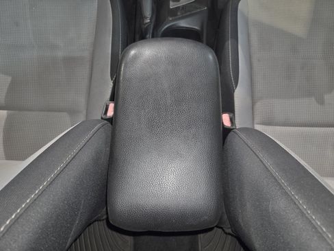 Used 2018 Toyota RAV4 Adventure AWD/4WD image 40