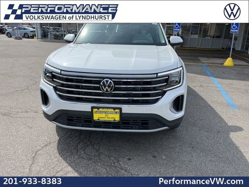 New 2026 Volkswagen Atlas SE AWD/4WD image 1