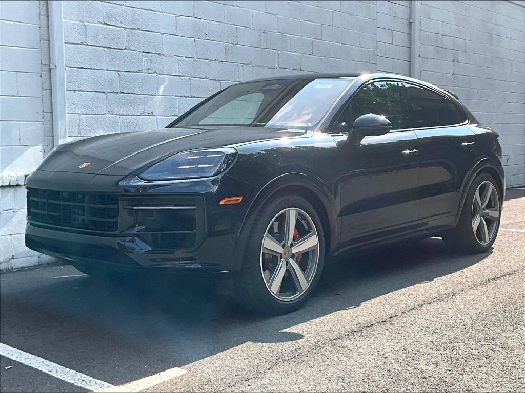 Used 2026 Porsche Cayenne GTS AWD/4WD image 1