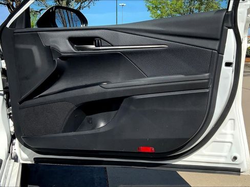 Used 2025 Toyota Camry SE FWD image 22