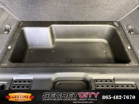 New 2026 Jeep Wrangler Unlimited Sport image 33