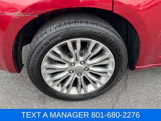Used 2013 Chrysler 200 Limited FWD image 6