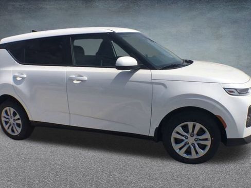 Used 2020 Kia Soul LX image 38