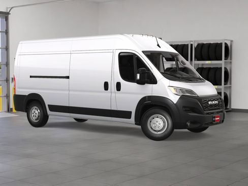 New 2024 RAM ProMaster 2500 w/ Convenience Group image 7