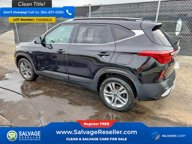 Used 2021 Kia Seltos S AWD/4WD image 3
