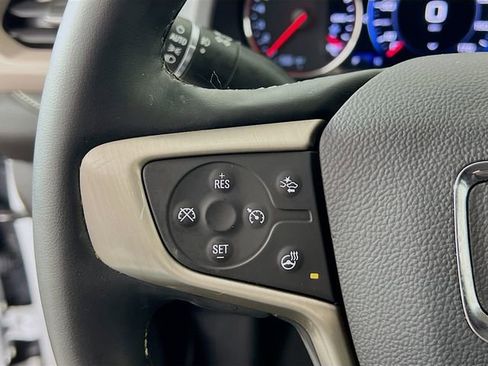 Used 2023 GMC Acadia Denali w/ Denali Ultimate Package image 13