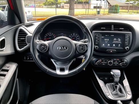 Used 2020 Kia Soul X-Line FWD image 5