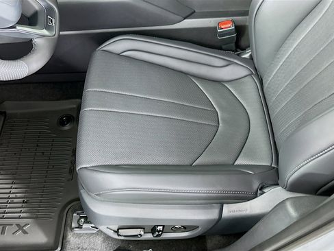 New 2026 Lexus TX 500h AWD image 20