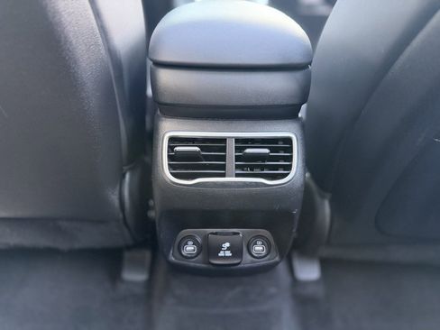 Used 2023 Hyundai Santa Fe Calligraphy image 50