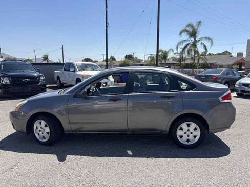 Used 2011 Ford Focus S FWD image 2