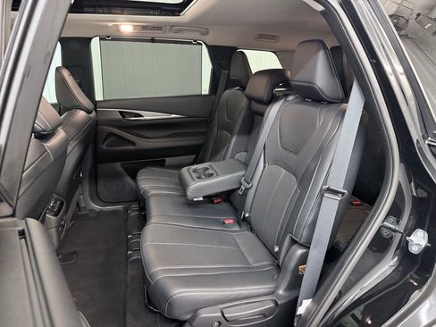 Certified 2023 INFINITI QX60 Luxe w/ Cargo Package FWD image 34