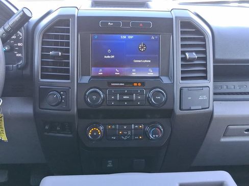 Used 2022 Ford F250 XL w/ Power Equipment Group AWD/4WD image 18