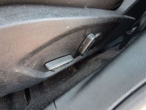 Used 2020 Ford Fusion SE FWD image 13