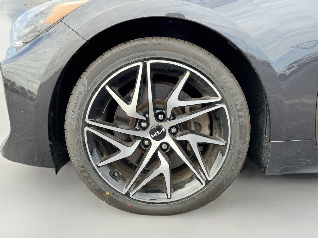 Used 2023 Kia Stinger GT-Line w/ Sun & Sound Package AWD/4WD image 33