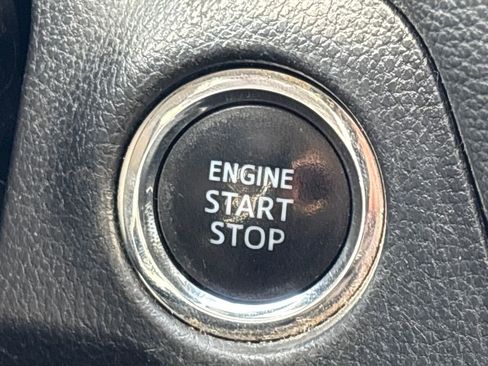 Used 2020 Toyota RAV4 XLE Premium image 14