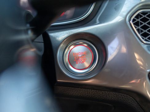 New 2025 Acura Integra image 8