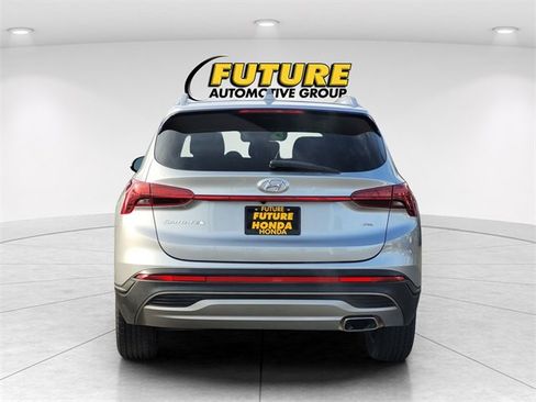 Used 2023 Hyundai Santa Fe SEL image 9