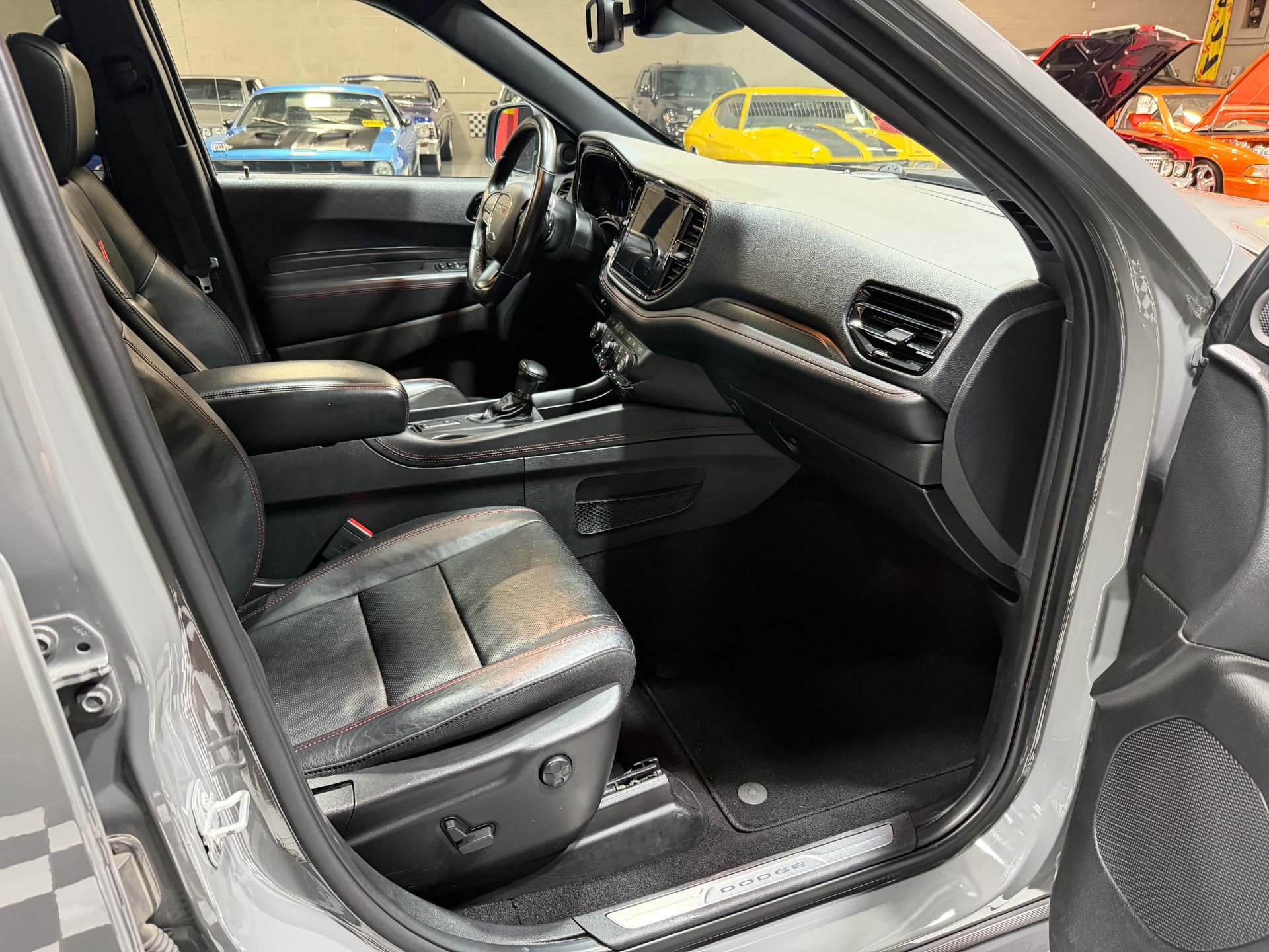 Used 2023 Dodge Durango R/T w/ Blacktop Package AWD/4WD image 36