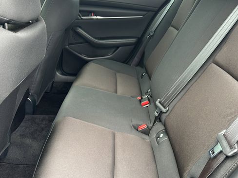 Used 2024 MAZDA MAZDA3 s image 18