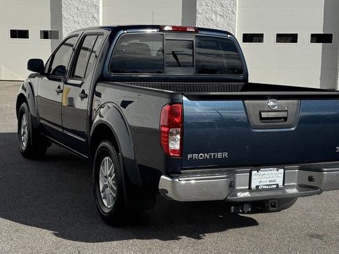 Used 2019 Nissan Frontier SV image 7