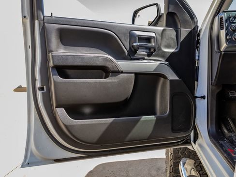 Used 2018 Chevrolet Silverado 1500 LT w/ All Star Edition image 33