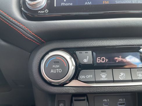 New 2025 Nissan Versa SR w/ Trunk Package image 24