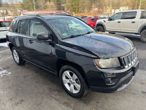 Used 2014 Jeep Compass Sport w/ Power Value Group image 3