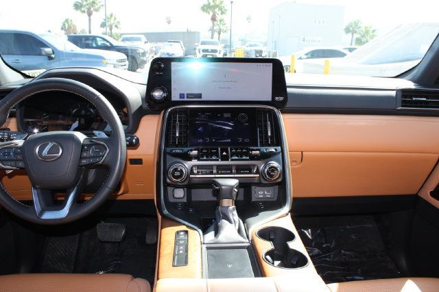 Certified 2024 Lexus LX 600 4WD w/ Interior Upgrade Package image 11