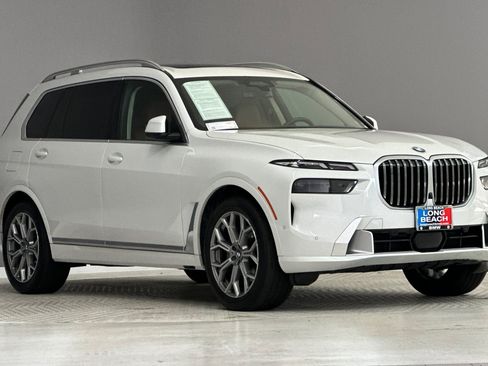 Used 2024 BMW X7 xDrive40i w/ Executive Package AWD/4WD image 6