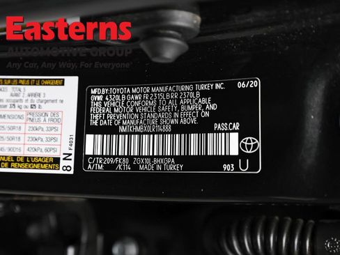 Used 2020 Toyota C-HR XLE FWD image 33