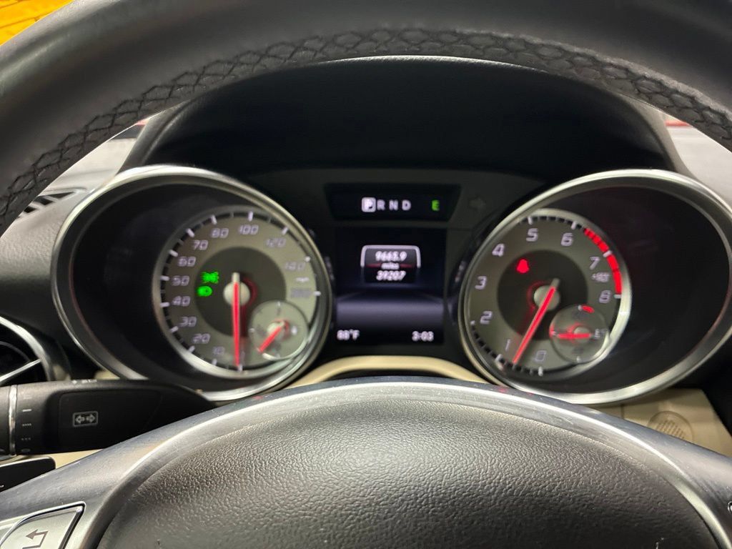 Used 2014 Mercedes-Benz SLK 250 image 14